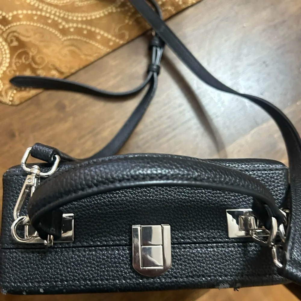 Brandon Blackwood Black Crossbody Bag - Picture 6 of 7